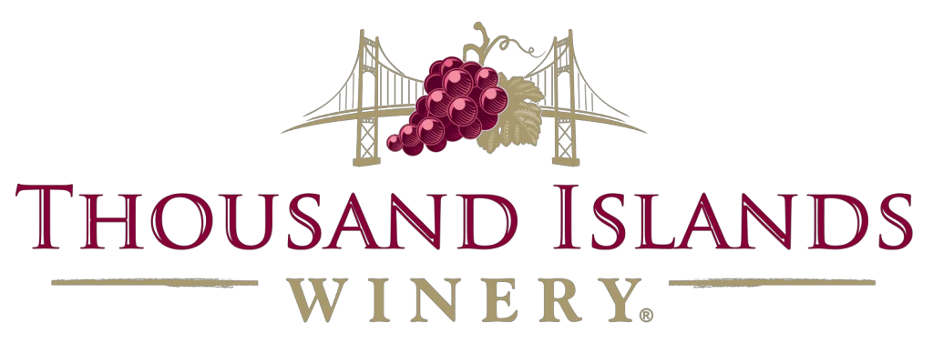 thousandislandswinery.com