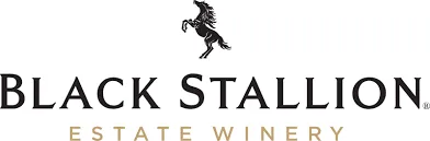 blackstallionwinery.com