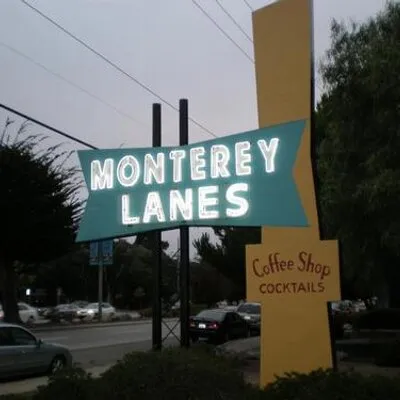 montereylanes.com