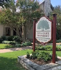 innonlakegranbury.com